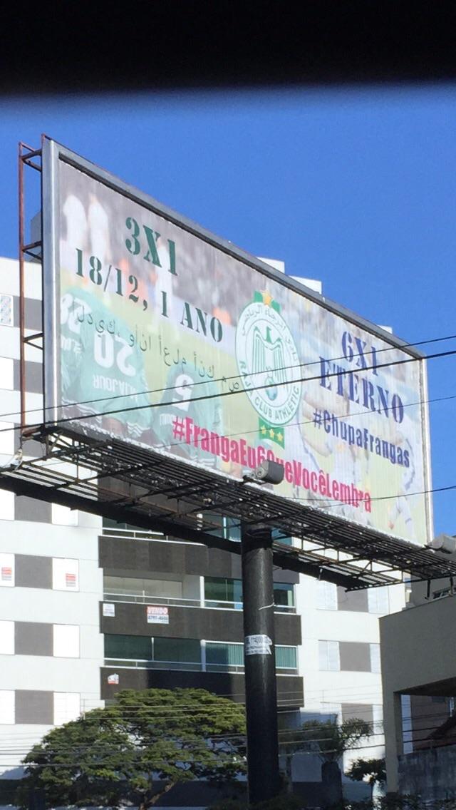 walfridojr's tweet photo. Esse povo é zueiro demais.... Ahahahaha.... #RajaDay #RajaFest #AsFrangaPira http://t.co/FExjkSASeC