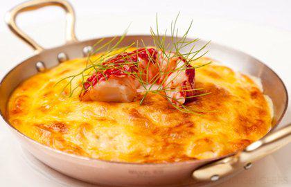 MyLastBite's tweet photo. Lobster Omelette from @GoringHotel via @gbchefs http://t.co/5pc7hvV0kO http://t.co/5HrN8FK0ai