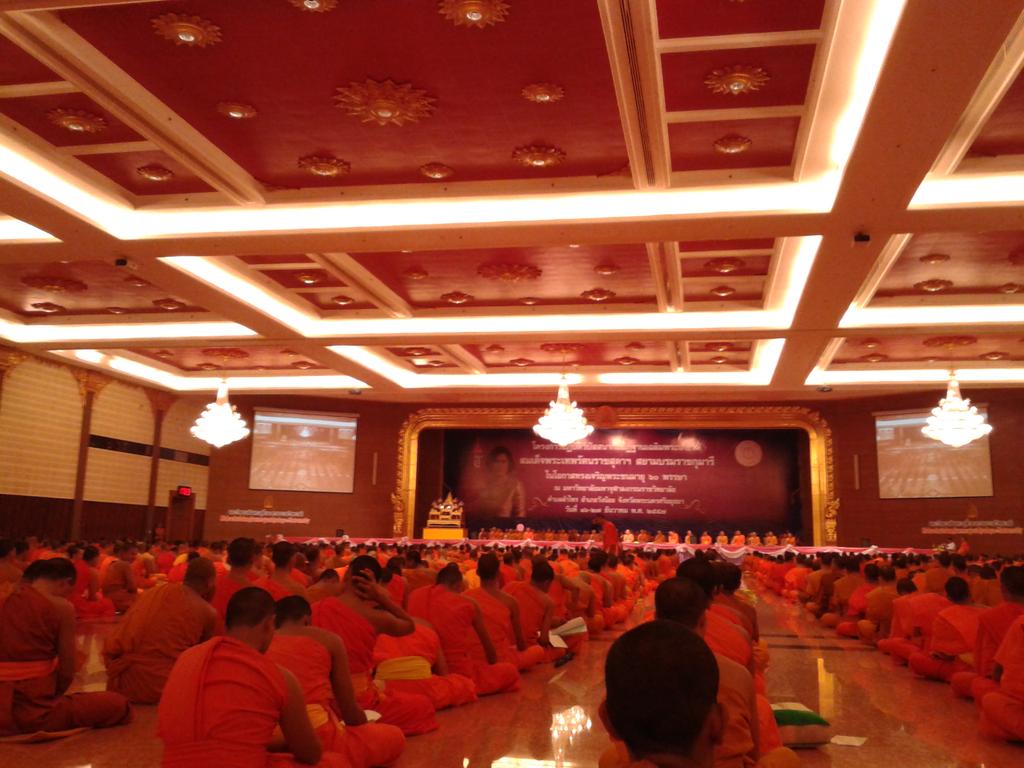 dhamma's tweet photo. Make your mind to be pure.
If you have breath time, you have chance to take meditation. #mcufew http://t.co/0FRMf92P5U