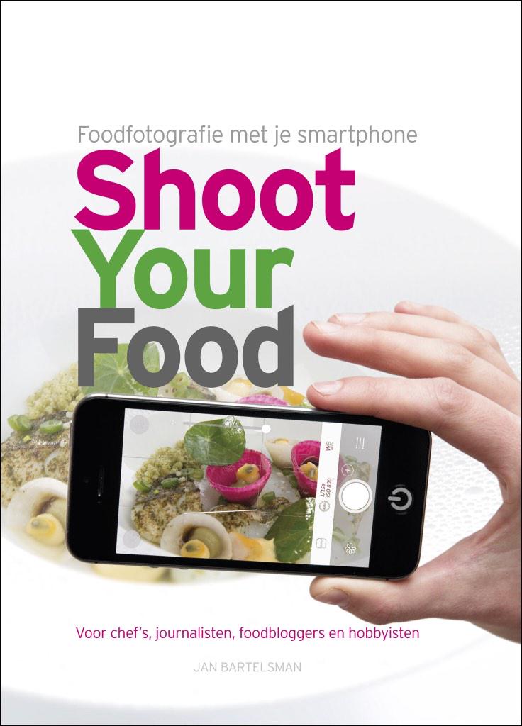 Nog niet de definitieve cover binnenkort worden culiblogs,en tweets een stuk mooier! #shootyourfood met je smartphone