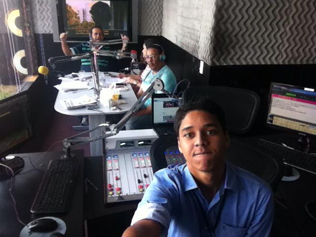 CyroRobson's tweet photo. #comando95 http://t.co/tA56ukhT74