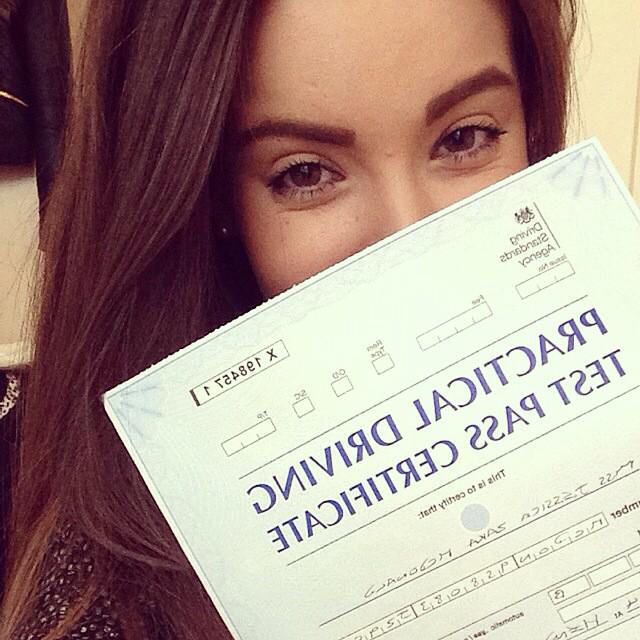 jessicazaraOx's tweet photo. Never have I been more proud of myself. Put in the graft& you get what you want. #FirstTimePasser http://t.co/TnaHfO9Cen