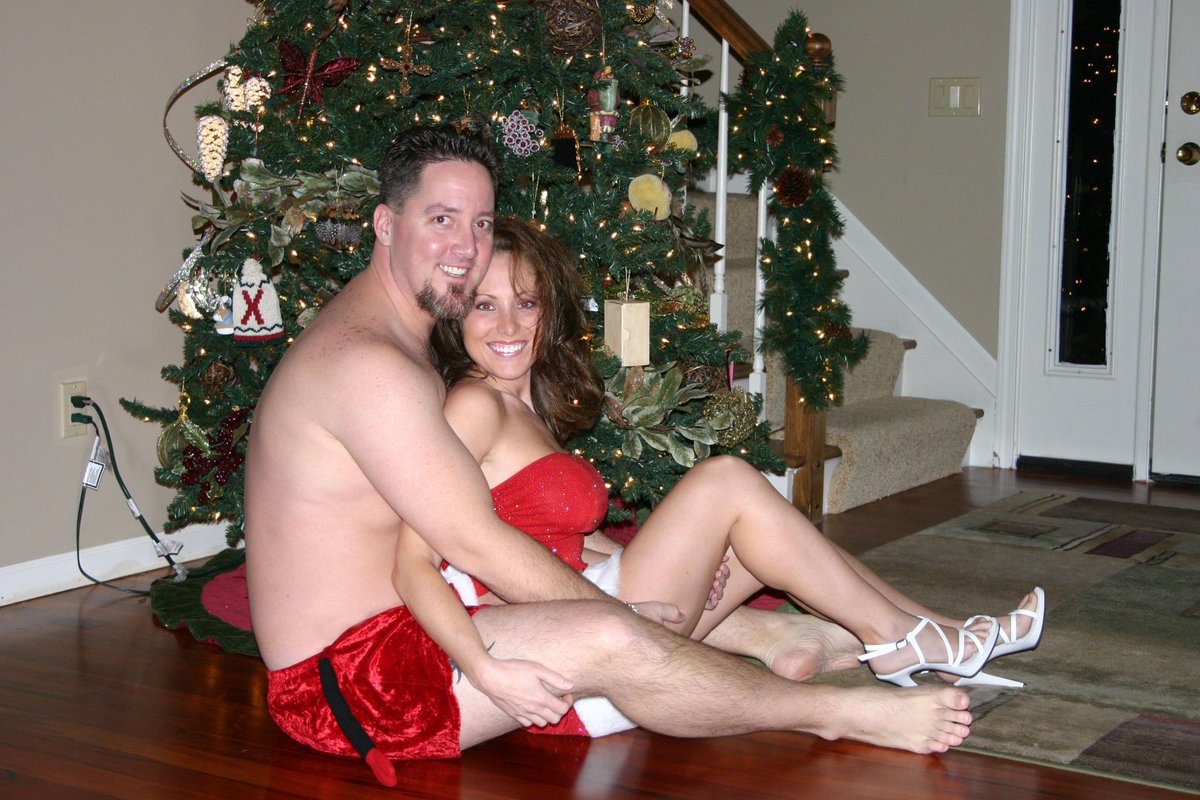hotcplNY's tweet photo. @FitBlondeDancer  See you are in new york? Where abouts? Would love to get to know you..... http://t.co/u2z1PO5Hep