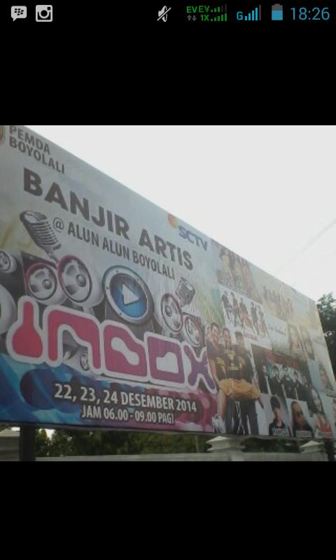 fanadicky_SOLO's tweet photo. Monggo SB Solo sekitarnya di lihat ini spanduk @InboxSCTV_ di boyolali :) http://t.co/mUDS0Zjfrx