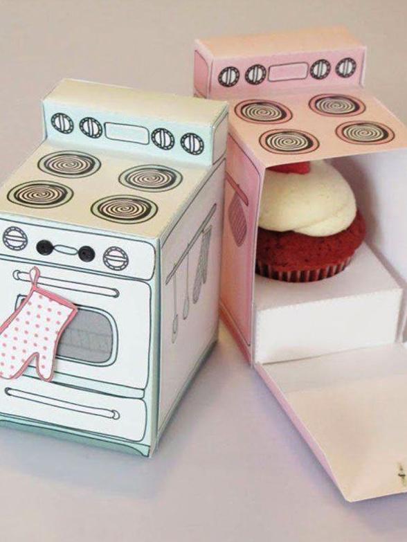 Illusion_Ink's tweet photo. This is our new packaging for a cake! Do you like it? Tell us your comments! #ikasempresa http://t.co/8i8v60e5eA