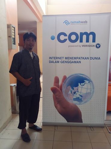 JasaProgrammer's tweet image. Kalau Beli domain ya di rumahweb.com
#pestawirausaha
#pestawirausahamahasiswa