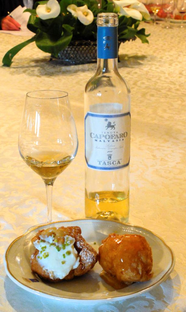 WilliamGoodacre's tweet photo. People make the place! Tasca d'Almerita make lovely wine in Sicily at #Regaleali. #RossodelConte is a 'Super Tasca'! http://t.co/7OdQt4bpFr