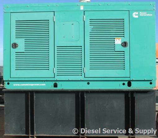 Generatr_Source's tweet photo. Just arrived Cummins 250kW #DieselGenerator with 11 hours http://t.co/RYslBhjBSh #usedgenerators #surplusgenerators http://t.co/Avz9cAQmW4