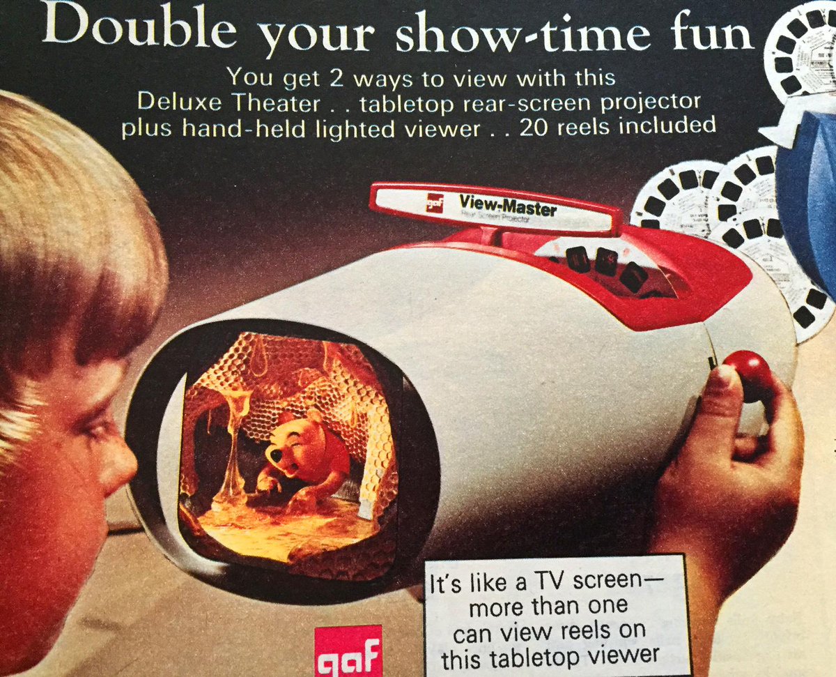 1975Sears's tweet photo. Page 502, Viewmaster Deluxe Theater ($29.99, without batteries). Not for ages under 6. #searslife http://t.co/PYQBurwFKY