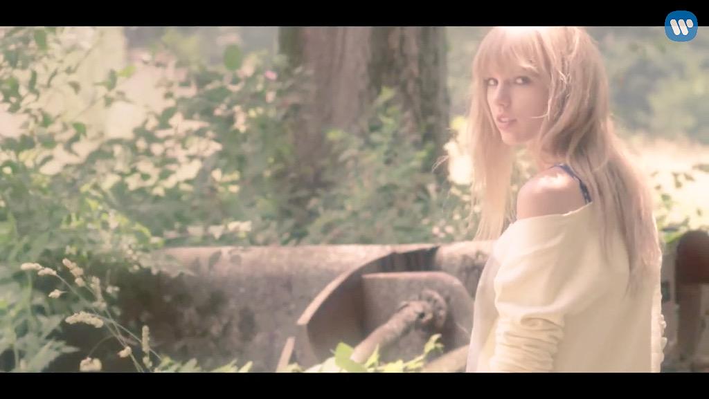 Moonnight13Tay's tweet photo. なんの曲か分かったらRT✨💕😘
Swiftyなら分かるよね？！🎵💗💚💘 http://t.co/Xh3T0l7Nmy