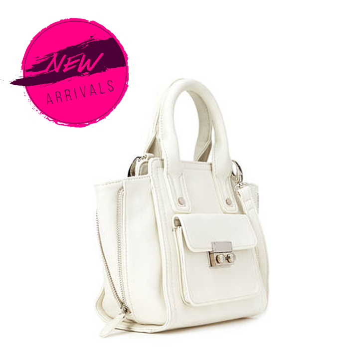 Forever21SA's tweet photo. Complete your all-white outfit with a chic &amp; versatile handbag from @Forever 21 South Africa! http://t.co/XtpZ3FEqZw