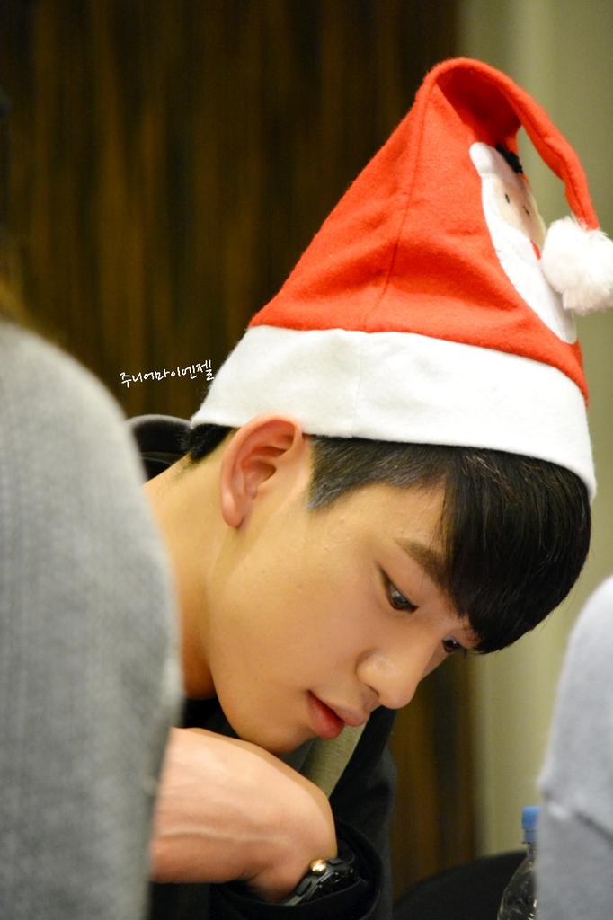 B5JHnbwCQAAZnbs.jpg:large