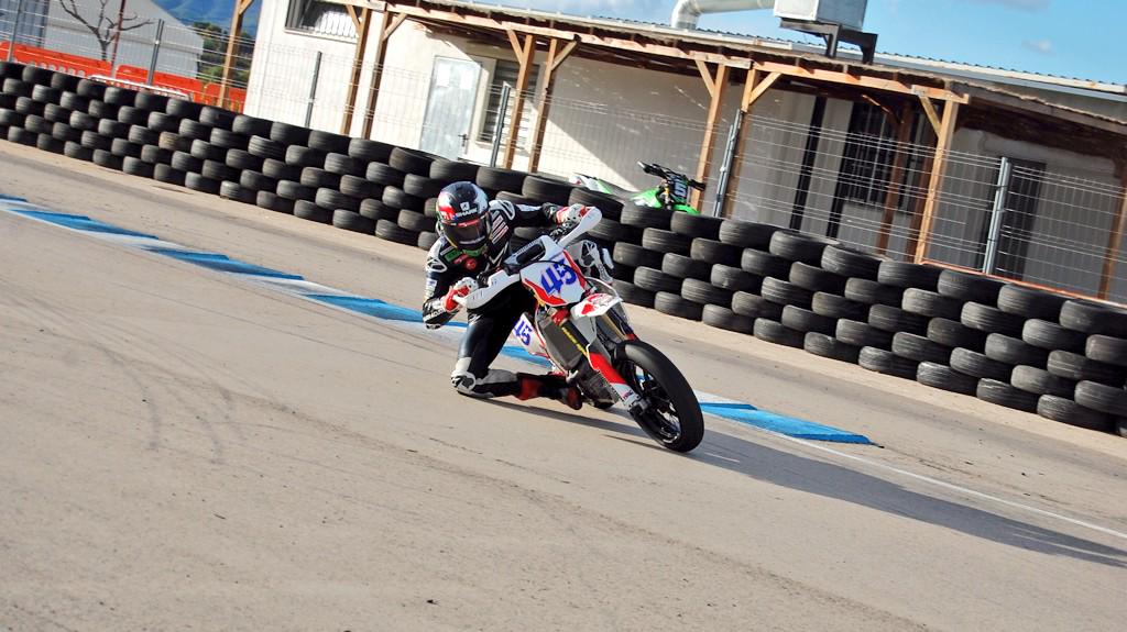 Reddingpower's tweet photo. Spinng it up a few months ago now !! http://t.co/BzbyvbTwPj