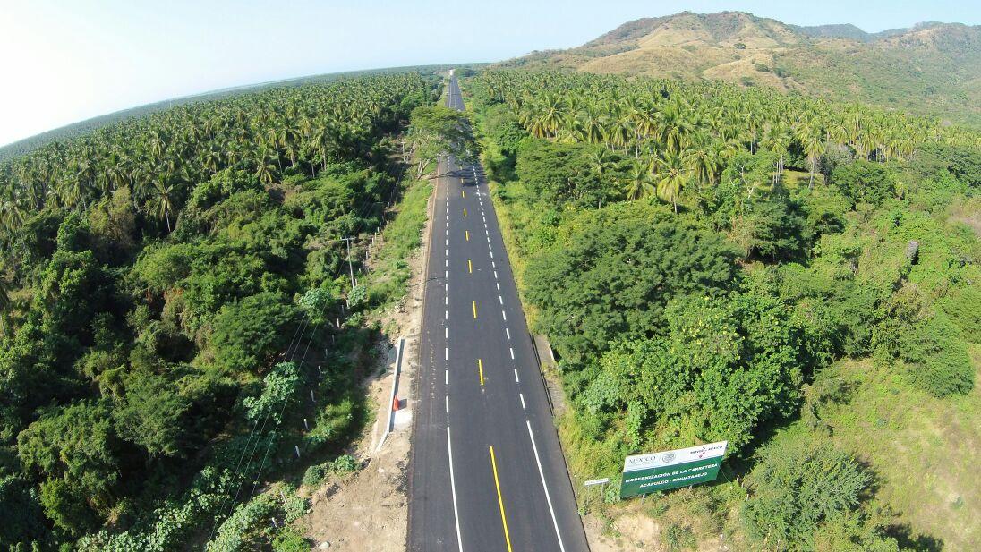 acagermany's tweet photo. @RMurrieta @jrodartel  Mover a Mexico Tramo Terminado Coyuca http://t.co/FO8NRvbeaz
