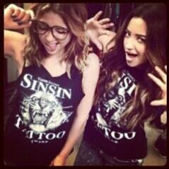 Ja to esperando a shay da os parabens,pq buttahbenzo é vida <3Happy Birthday Ashley Benson 