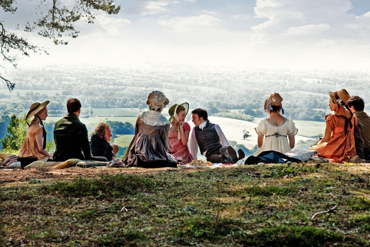 brit_fangirl's tweet photo. Hoy Frank Churchill y Jane Fairfax de la miniserie #Emma ^_^ http://t.co/TgkiHACMsi