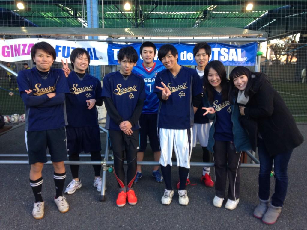 sawai_zemi_2015's tweet photo. 今日は片山ゼミとフットサルをしました〜*\(^o^)/*
なかなか寒かったですが、ゼミを超えて一緒にフットサルできてすごい楽しめました(*^^*)
第二回も開催予定です😊 http://t.co/7eRlxyA77X
