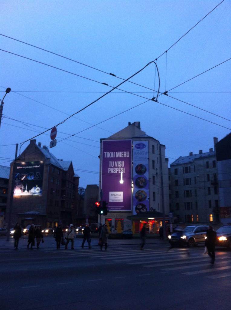 Paldies, <a href="/DominaShopping/">Domina Shopping</a>, sho uztveeru ljoti personiigi! Iistajaa vietaa un iistajaa laikaa ;)