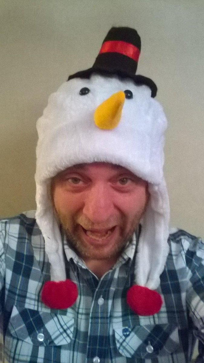 SEVEN MORE SLEEPS! #Decembeard