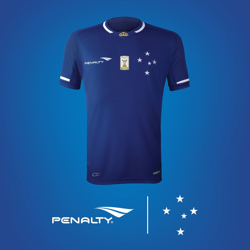 Cruzeiro apresenta novo uniforme para a temporada 2015  B5J_B48IIAEARLp