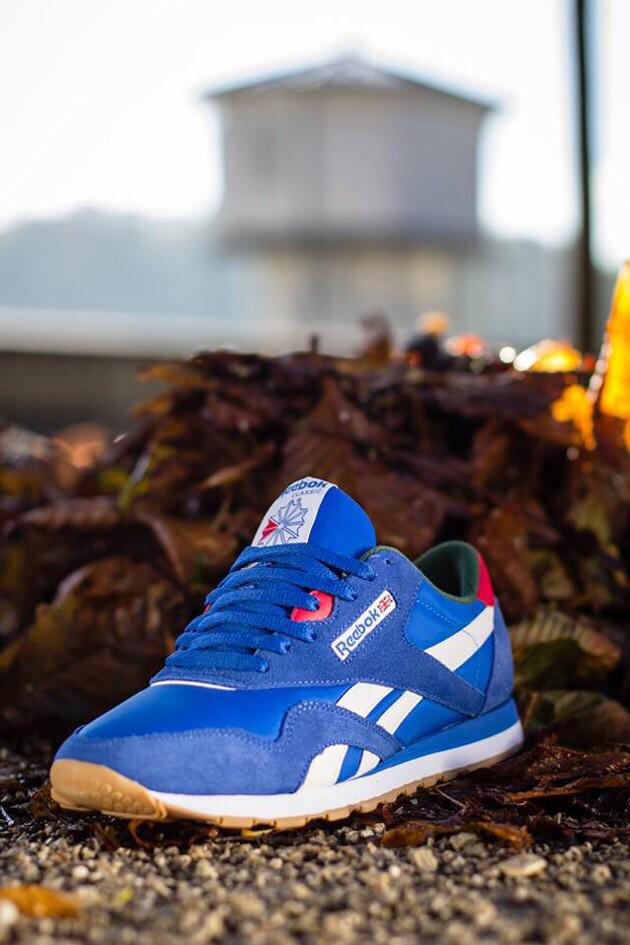sportingprobris's tweet photo. These @ReebokClassics are on trend at the moment this distinctive colour is great and currently with 50% off instore http://t.co/HiBZ3aI0QX