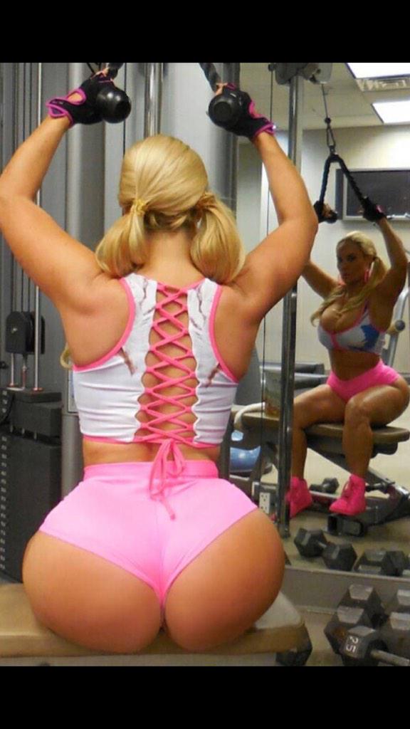 givmehead's tweet photo. "@Perfect_Dimes: @bragastangas @Bmore_horny @luckypete21 @Honey_B69 @Cardiff1978 @DrRyanMoore @vtxkid @karl7111 http://t.co/PcKjcyWMJM"