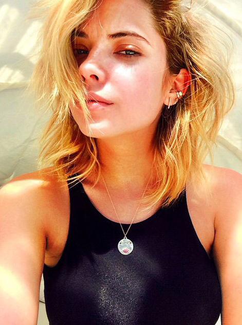 Happy Birthday Ashley Benson so much love from Argentina!! 