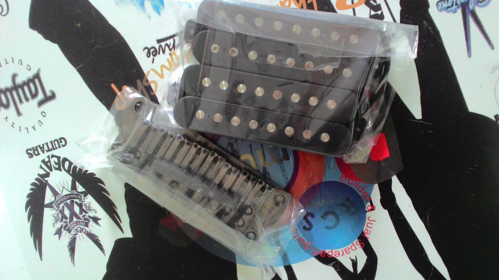 RcSmusic's tweet image. #Ready stock: #FixedBridge+Nut+Pickup 8 string.#original ibanez.#minatkeCp: 081802722060/pinbb 2a432706