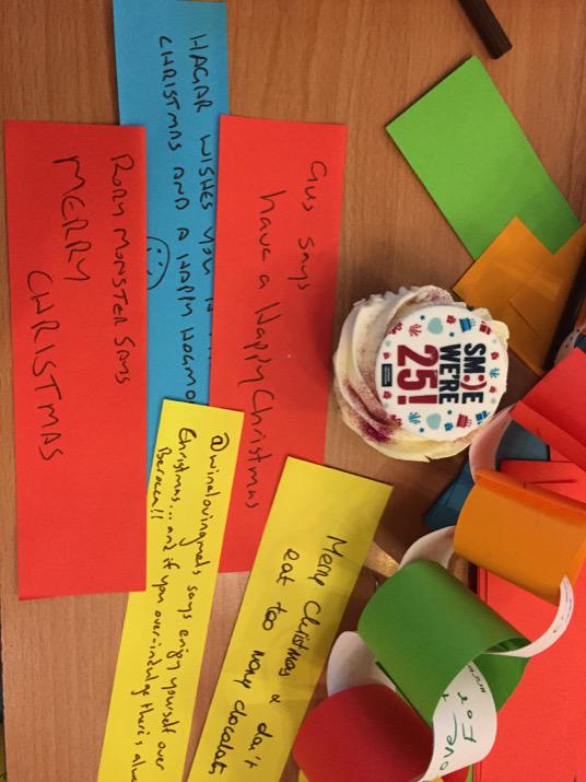 Jessicataplin's tweet photo. Some of the lovely messages from @DixonsCarphone colleagues to support @GetConnectedUK #GClinks http://t.co/JkAN6EWzlA