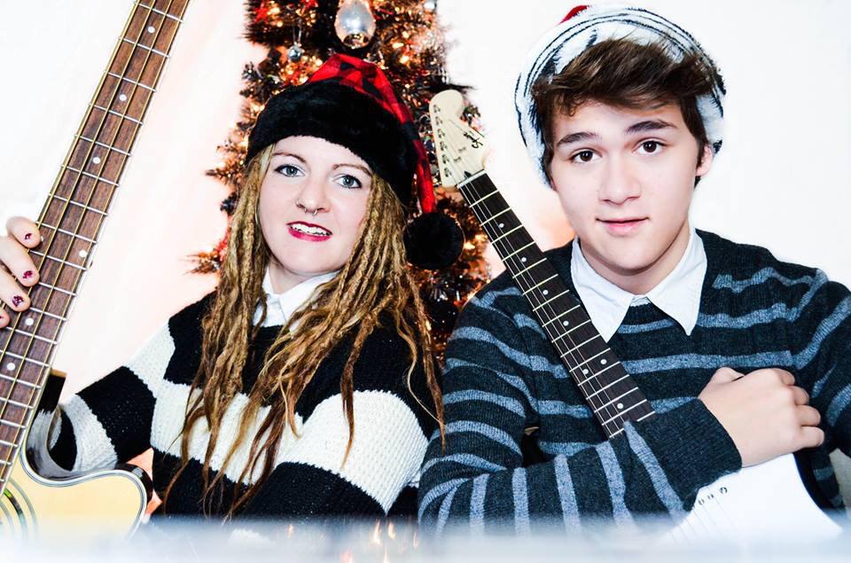 OfficialDyad's tweet photo. #MerryChristmasHappyHolidays http://t.co/xrkIl4arMv
