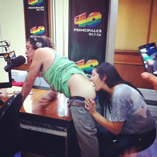 Chileokulto's tweet image. #40principales una verguenza de radio emisora. Sacando lo mas pobre del humano. La ingnorancia y sumision.