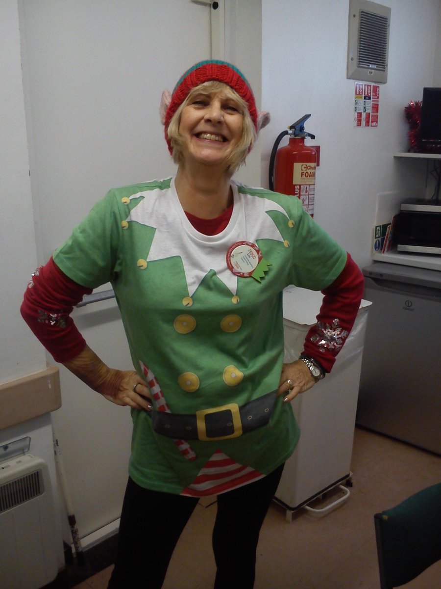 Elfingaroundatthepfs #happycolleagues <a href="/JamesSanders79/">James Sanders</a>