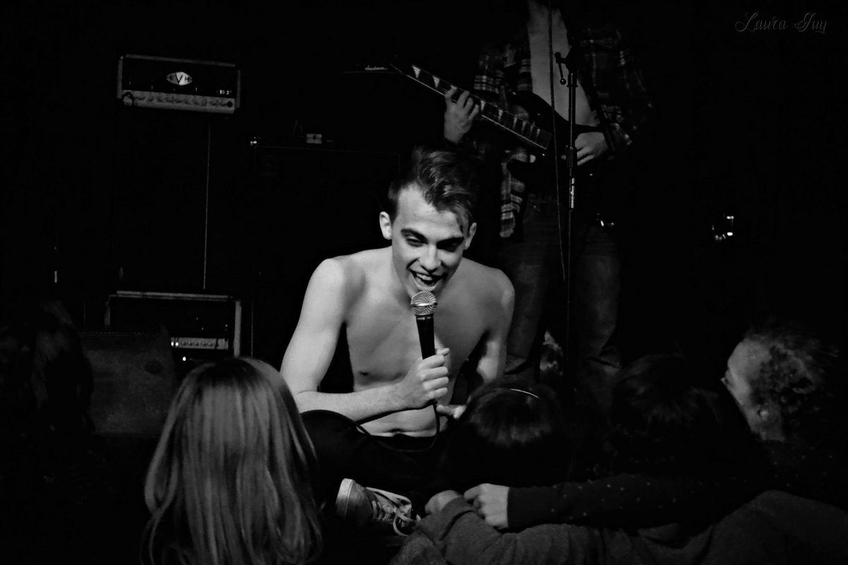 TheRedStreak's tweet photo. Welcome our new vocalist, Gavin Colavito! We're happy to have him and excited to start writing new music. http://t.co/2nkWxZ9PzD