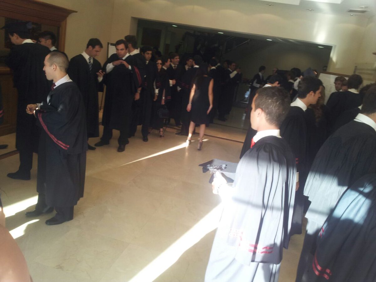 IAE_Austral's tweet photo. Graduación #mastersIAE: cierre de una etapa, comienzo de muchas más! http://t.co/6IKzTppYkq