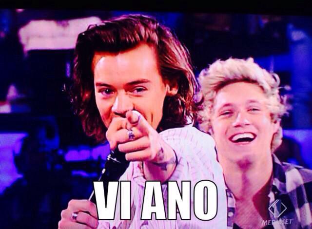 1DupdatesITALIA's tweet photo. Vi devo dire una cosa.. VI ANO TUTTI! http://t.co/DKvxKyJU51 @Harry_Styles @MarcoMoriniTW @rtl1025