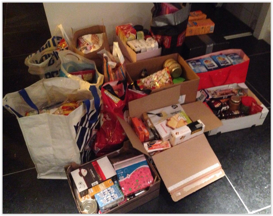BreadCompany2's tweet photo. Trots op onze medewerkster E.B. die in haar privé tijd flink wat ingezameld heeft! #L1 #vb14 http://t.co/LvwhrAmbmz