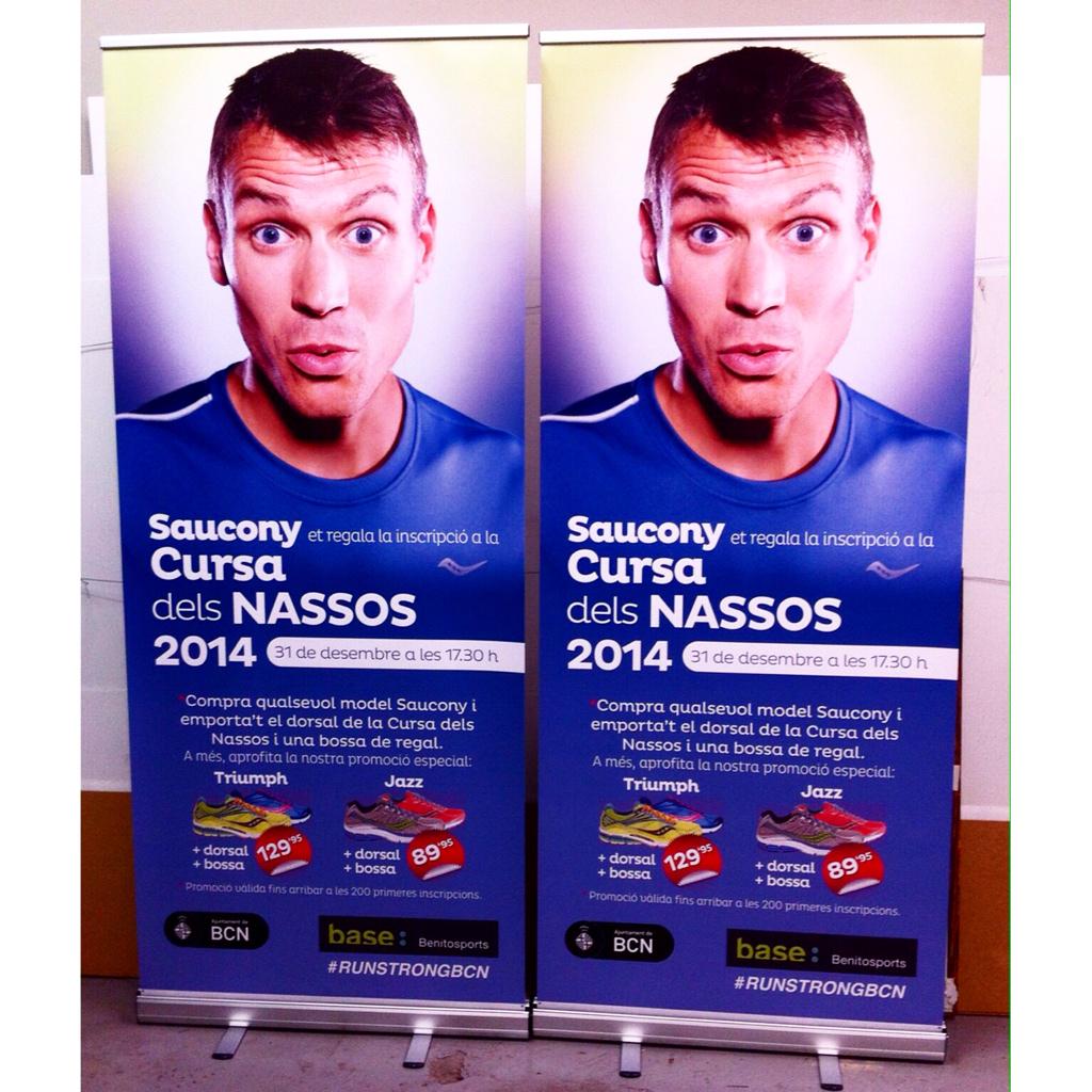 Arial_Studio's tweet photo. Roll-ups para #Saucony y la #CursaNassos 2014 @SauconySpain @saucony #Runners #Running #CursadelsNassos #Run #10K http://t.co/SC4KeW3UXu
