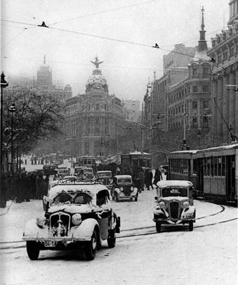 Historia.com tweet media