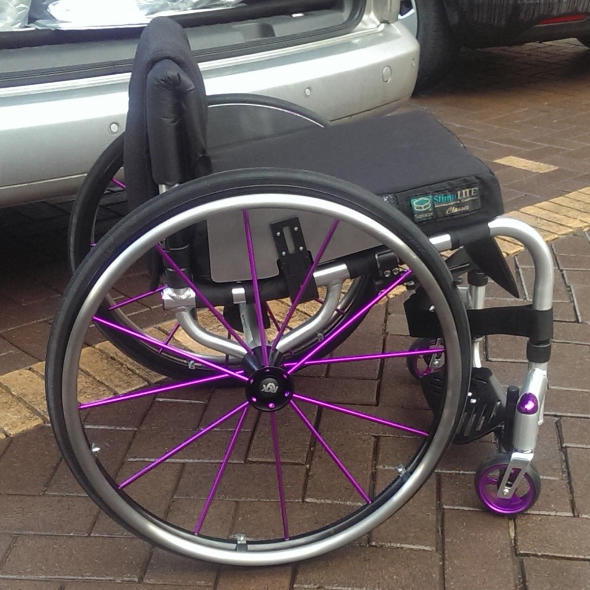 Rolling_Stok's tweet photo. Cool #TIGAFX with purple accents and matching Purple Round Betty Dino Wheels. http://t.co/s9yCzsiC13