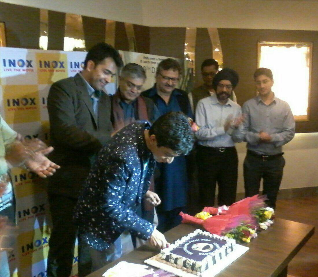 inox-leisure-ltd-on-twitter-the-cast-and-crew-of-the-film