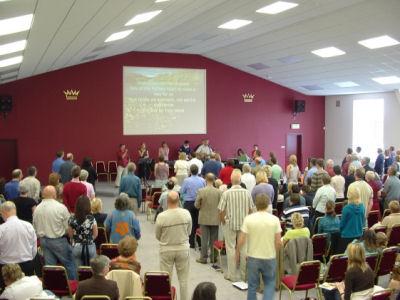 CAROLS: King's Church is holding its annual carol concert from 5:30pm. whatsondarlo.co.uk/events/carols-… #DarloBiz