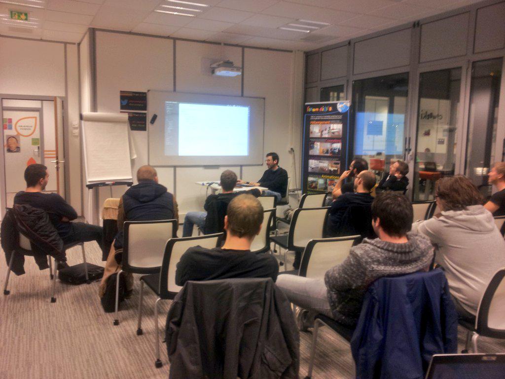 forumdigital14's tweet photo. .@CaenCamp en ce moment au Forum avec comme chef d'orchestre @clm_a http://t.co/UvPLvz7gNY