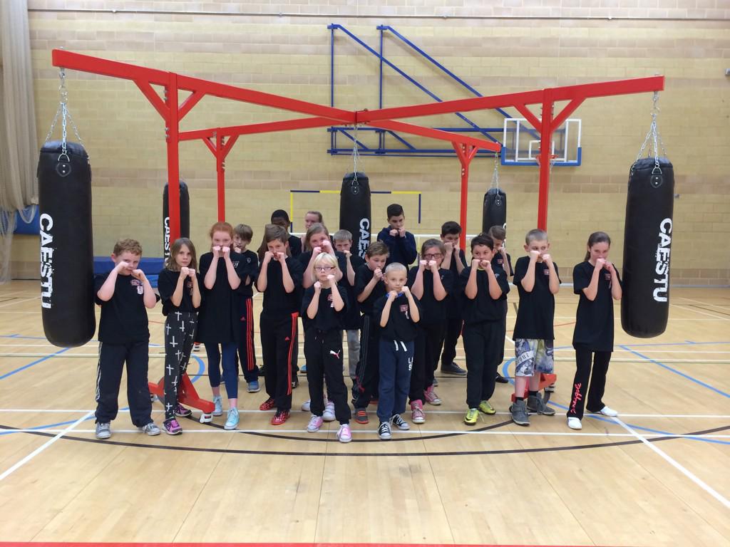 Last session before Xmas ... Santa came early and everyone looks smart in their tshirts #teammaakhabcsatellite