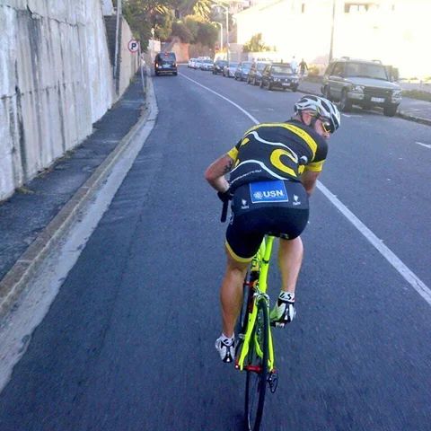 graham_prinsloo's tweet photo. @moonlightmass #selfiestick http://t.co/xx7h8iQxH1