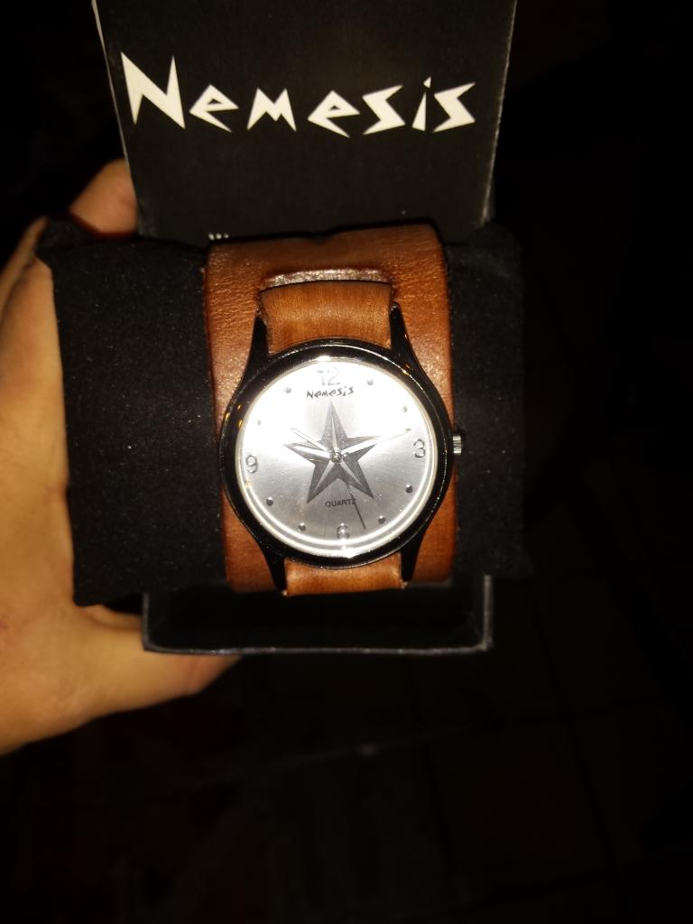 camp3082's tweet photo. @NemesisWatch my newest acquisition #love #cuffwatch #suitsme #MerryChristmas http://t.co/fc5s5dw91Y