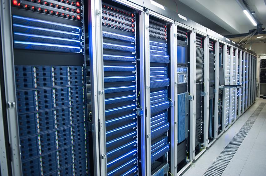 Оборудования телекоммуникационных систем. Мэйнфреймы (Mainframe). Большая ЭВМ (мэйнфрейм, Mainframe). IBM 4300 компьютер. Что такое мэйнфрейм сервер.
