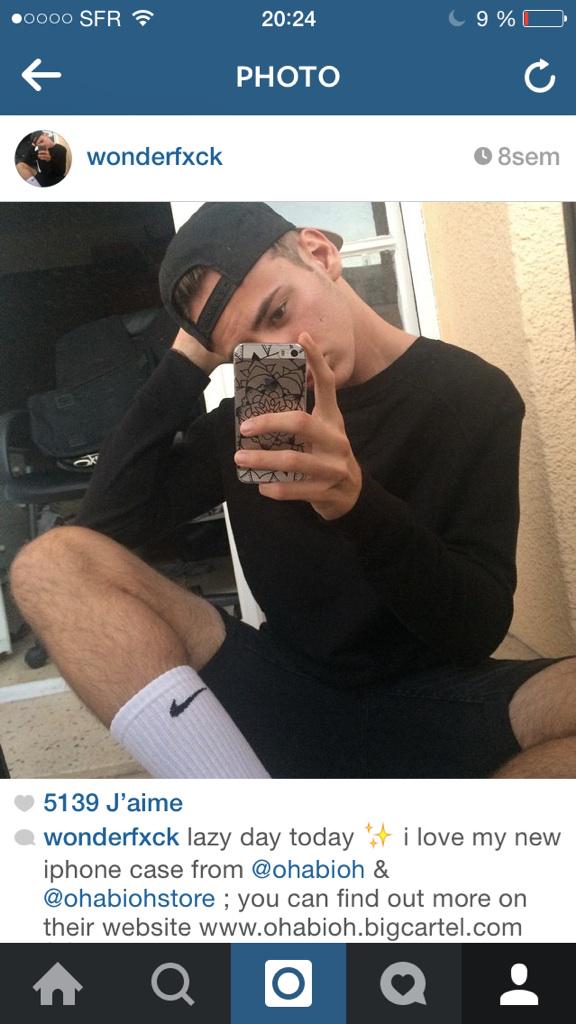 Follow me on instagram: wonderfxck

I'll follow some back, fav when you done 💘