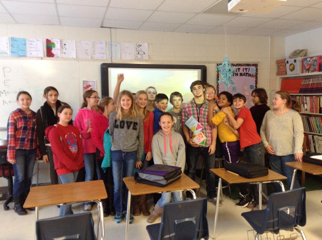 ChrissyYingst's tweet photo. 3rd hour with tutor mentor, Cayden! @CMSCardinals http://t.co/BX7adCq99T