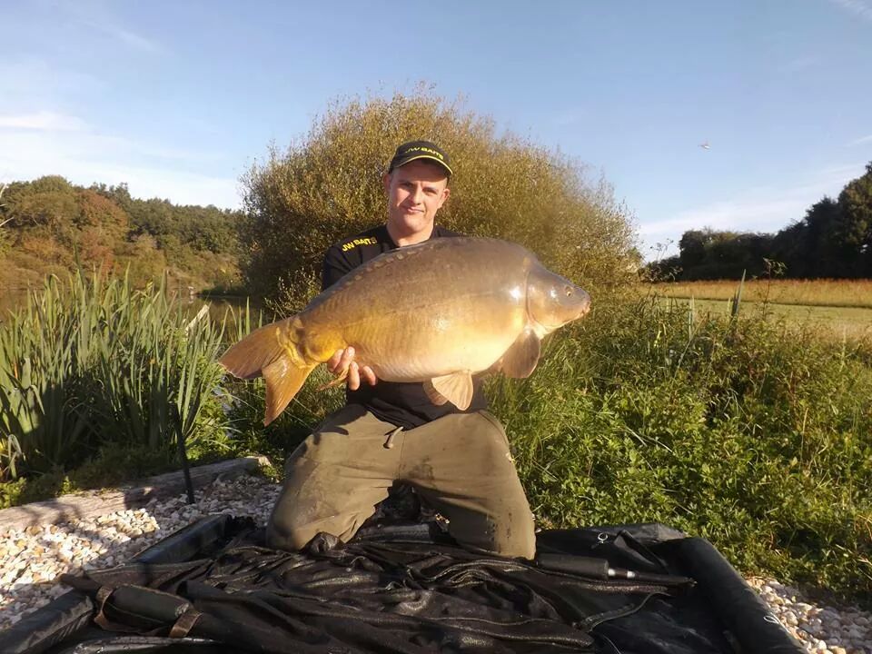 tobycarpinson's tweet photo. A few this year 2014 from over the pond @jwbaits #bustanut http://t.co/eP5LLOyoV1