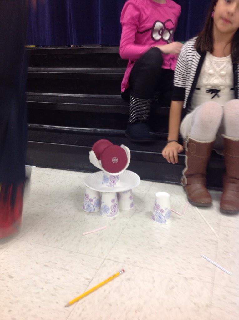 VirginiaGwyn's tweet image. Challenge accepted and conquered! @bbowenes #thinkapalooza #creativityisfun #problemsolving&amp;amp;criticalthinking